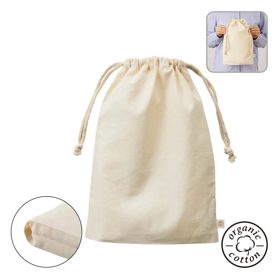 ガゼットマチ付きのオーガニックコットン。マチ付きなので厚みがあるものでも収納しやすくなっています。Tシャツなどを入れることができる大きめのサイズ感です。同じ仕様で大きさ違いのSサイズ、Mサイズもございますので、使用用途によって使い分けることも可能です。単色印刷からフルカラー印刷まで対応しておりますので、お好きなデザインを再現することができます。