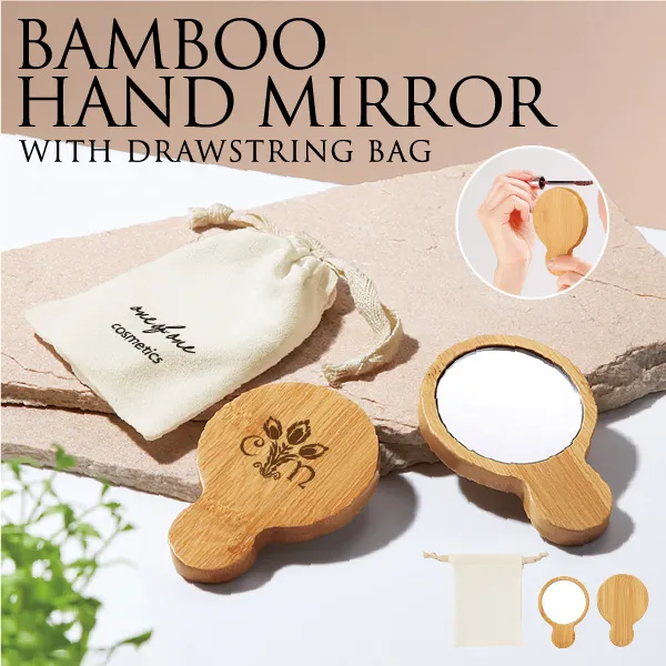 丸いフォルムとバンブー素材の組合せがお洒落なバンブーハンドミラーです。汚れやキズ付き防止にもなる巾着付きなので安心してご利用いただけます。化粧ポーチにもラクラク収納できるポケットサイズで、メイク道具と一緒に持っていると、何かと便利です。