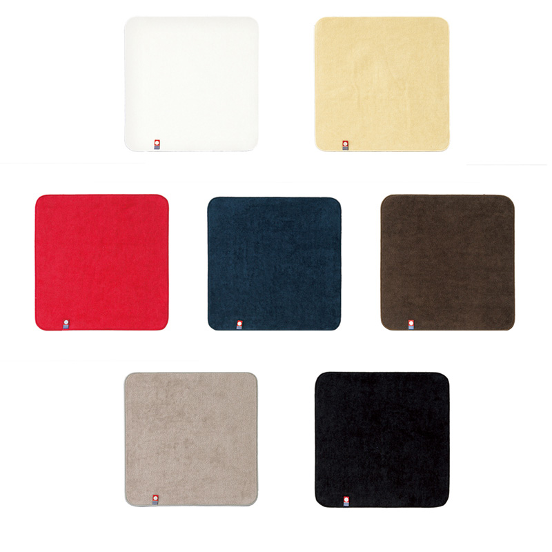 オールシーズン、各種イベントで使いやすい人気のタオルノベルティ。タオルは何枚あっても嬉しい生活雑貨なので、デザインはもちろん素材やサイズなどにこだわって選ぶことでいっそうプロモーション効果の高いノベルティになります。